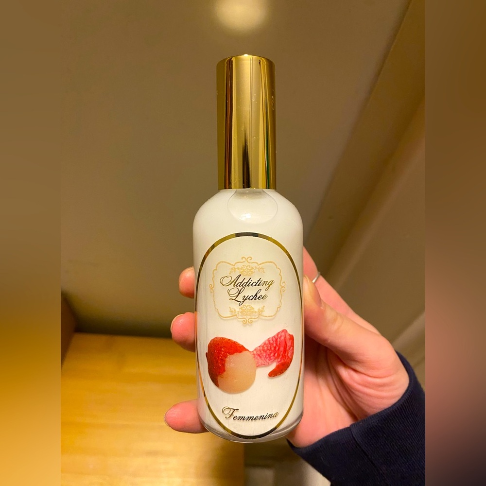 Femmenina Hair & Body mist “Addicting Lychee” scent